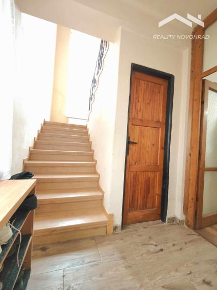 Dom s dušou a veľkým pozemkom čaká na svoju novú rodinu!