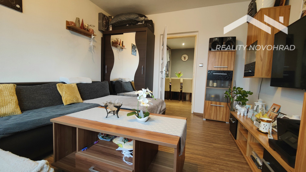 Zrekonštruovaný 2.izb.byt s loggiou a klimatizáciou