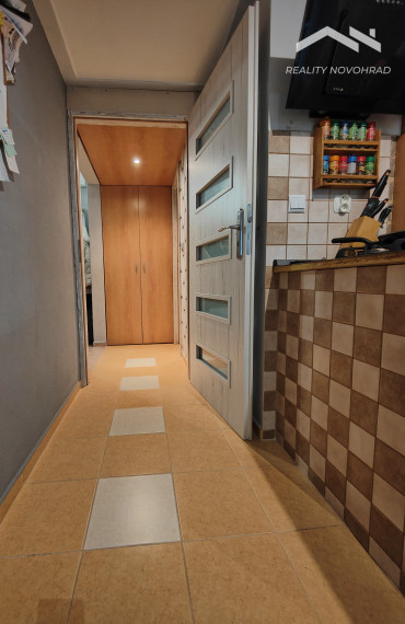 Zrekonštruovaný 2.izb.byt s loggiou a klimatizáciou