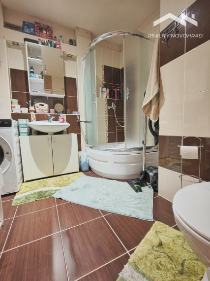 Zrekonštruovaný 2.izb.byt s loggiou a klimatizáciou