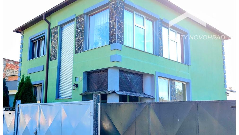 Priestranný rodinný dom v blízkosti centra mesta