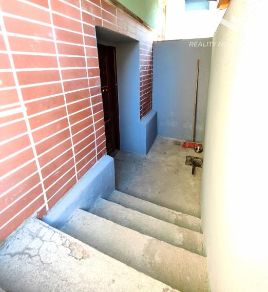 Priestranný rodinný dom v blízkosti centra mesta