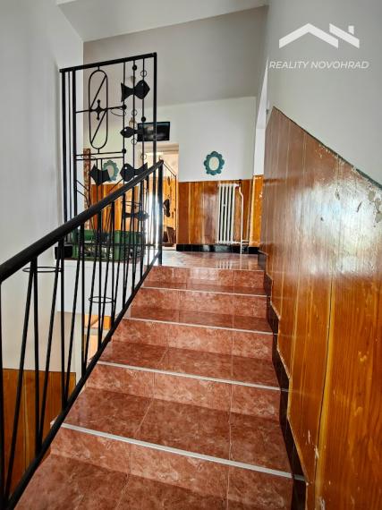 Priestranný rodinný dom v blízkosti centra mesta