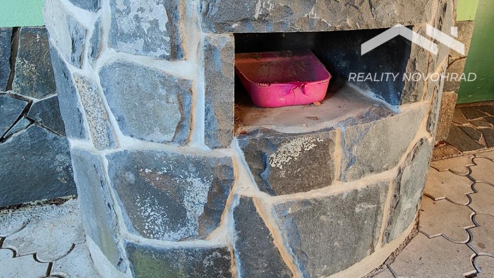 Rodinný dom s bazénom v pokojnej lokalite Lučenca