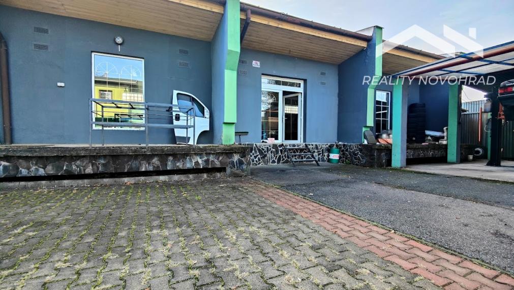 Polyfunkčná budova s  potenciálom: kancelárie, bývanie, dielňa, sklady