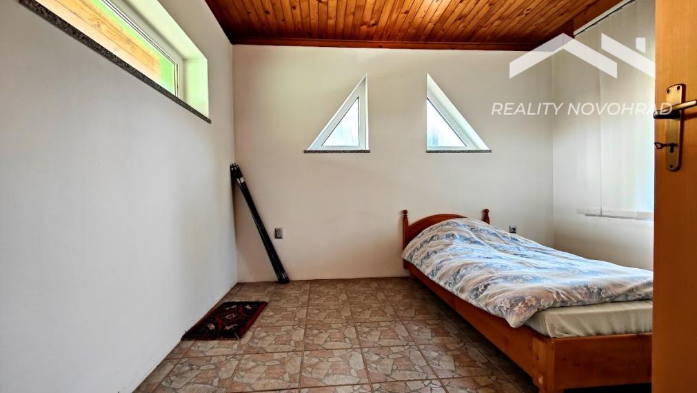 Polyfunkčná budova s  potenciálom: kancelárie, bývanie, dielňa, sklady