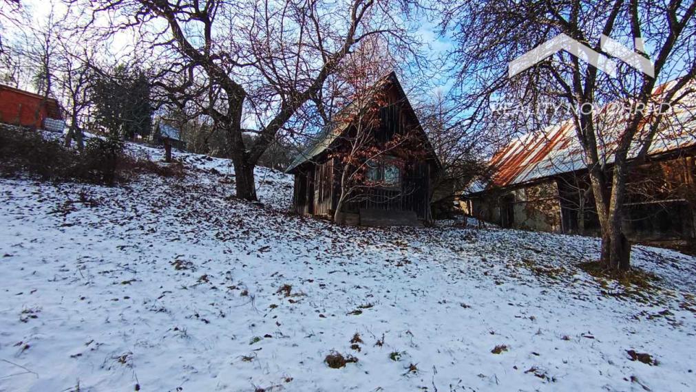 Hľadáte únik pred svetom - chalupa  na polosamote