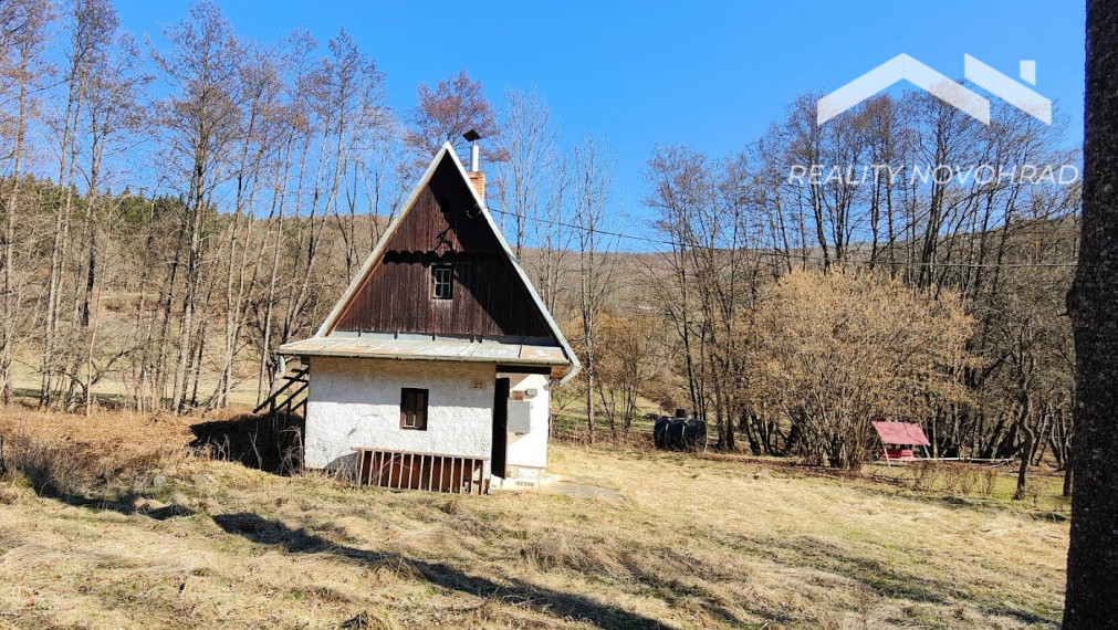 NOVÁ CENA: Tradičná chatka na Madačke: Vaša oáza v srdci novohradskej prírody