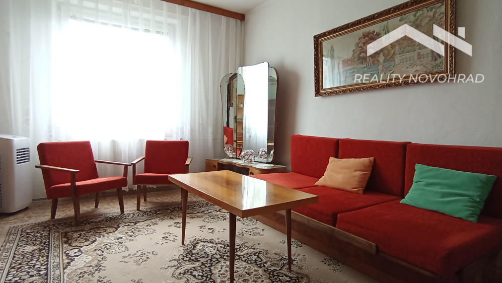 Pekný zachovalý 2+1 byt na Rúbanisku III v Lučenci