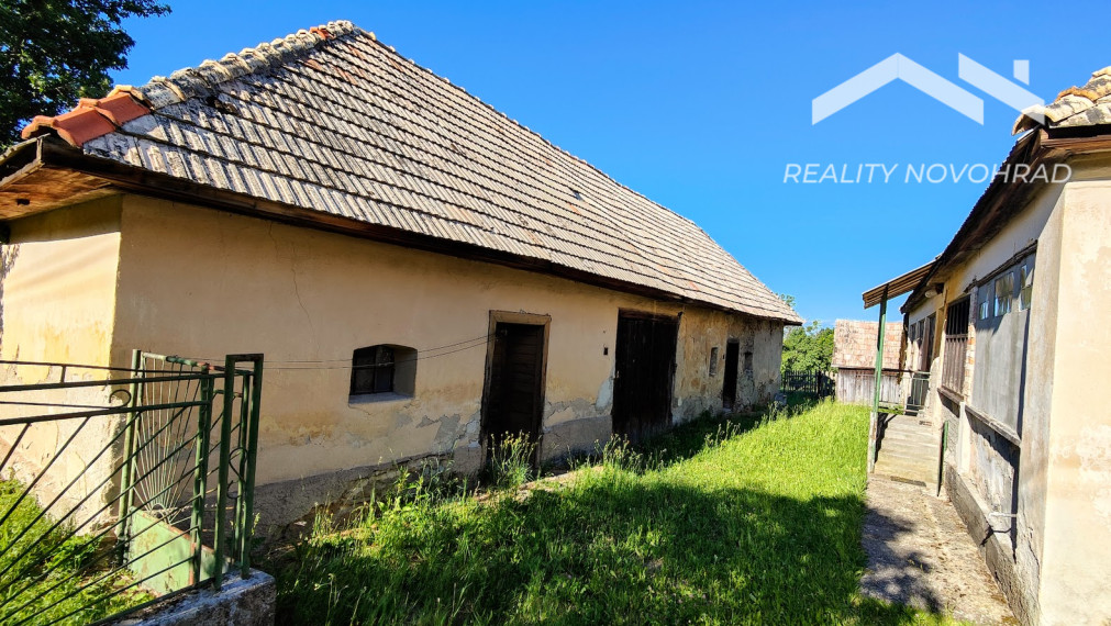 Exkluzívne u Nás: Váš Vidiecky Raj v Malebnej Budinej – Gánkový Dom s Obrovským Potenciálom