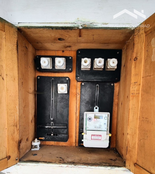 Exkluzívne u Nás: Váš Vidiecky Raj v Malebnej Budinej – Gánkový Dom s Obrovským Potenciálom