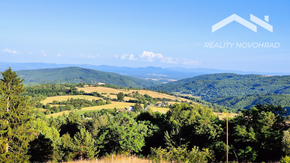Exkluzívne u Nás: Váš Vidiecky Raj v Malebnej Budinej – Gánkový Dom s Obrovským Potenciálom