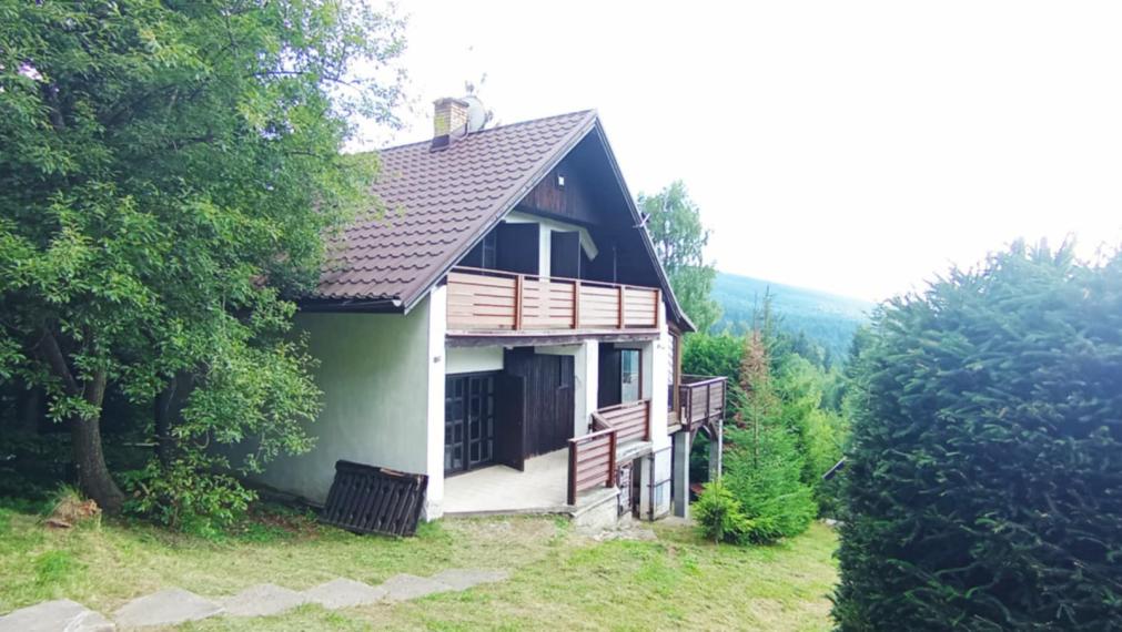 Štýlová 4-izbová chata pri lyžiarskom stredisku Látky