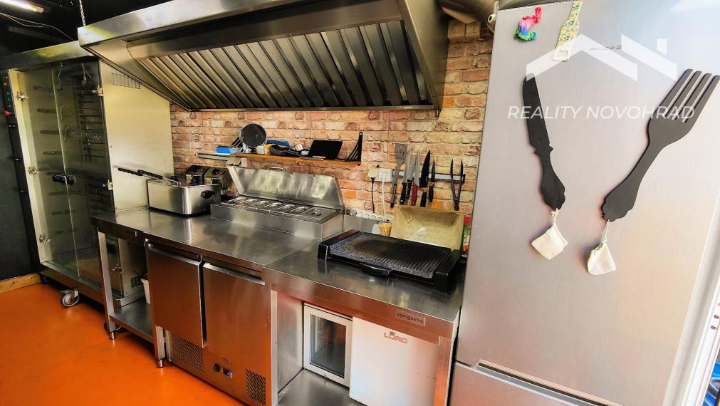 Predaj Zabehnutého Mobilného Gastro Kontajnera - Pipi Grill