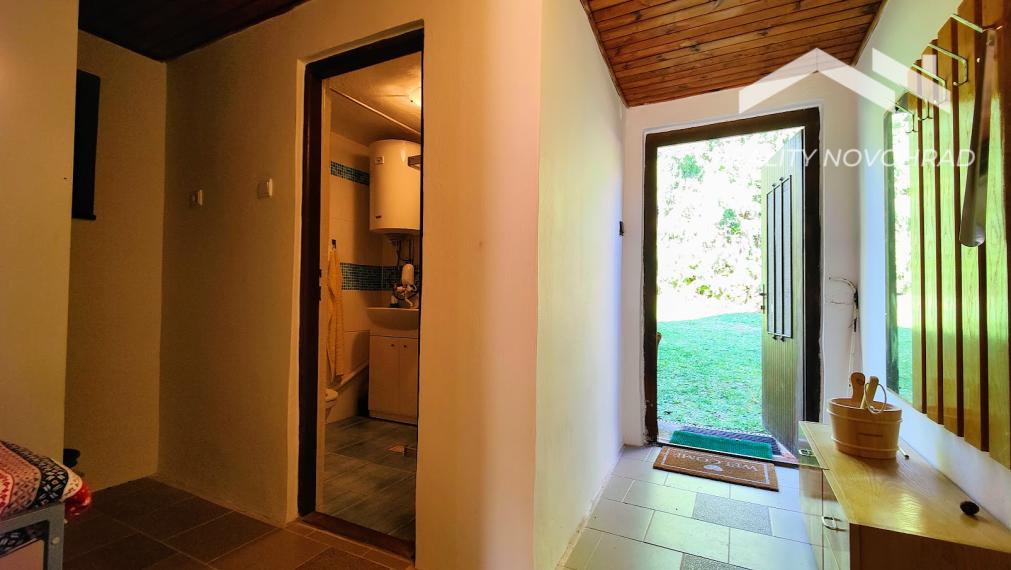 Jedinečná Rekreačná chata Ružiná: Relax so saunou a bazénom - ideálne na celoročné bývanie!