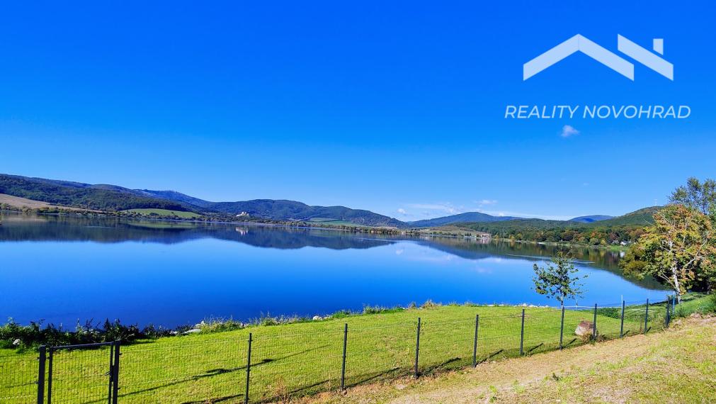 Jedinečná Rekreačná chata Ružiná: Relax so saunou a bazénom - ideálne na celoročné bývanie!