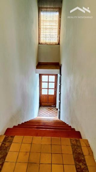 Dvojpodlažný rodinný dom v obľúbenej lokalite Malá Ves