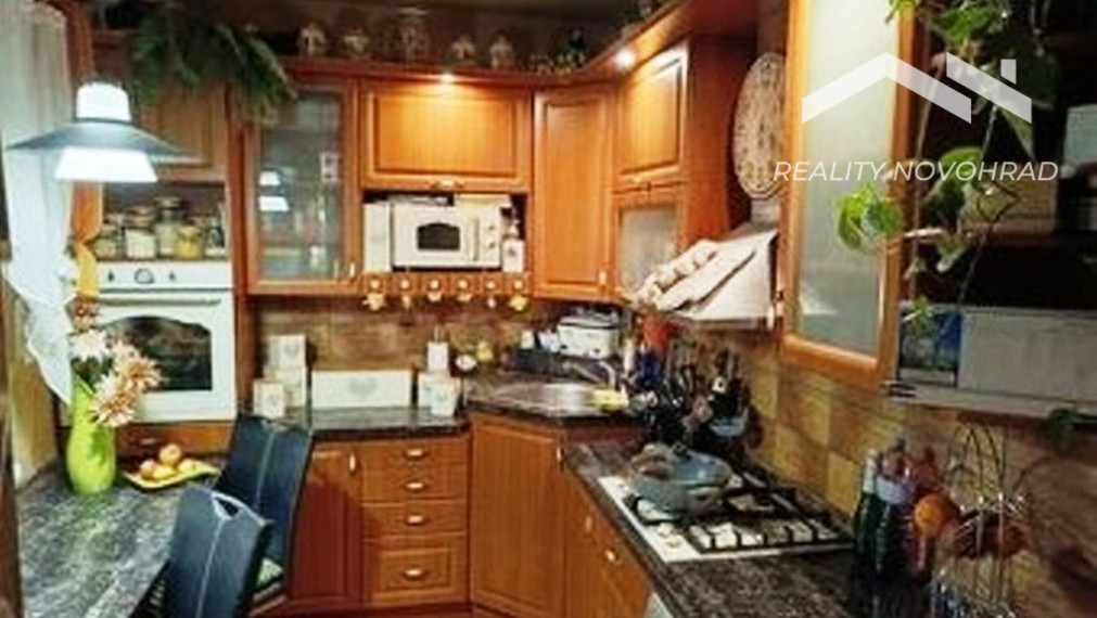 Osloboditeľov - 4-izbový byt 72 m2 , čiastočná rekonštrukcia, TOP lokalita