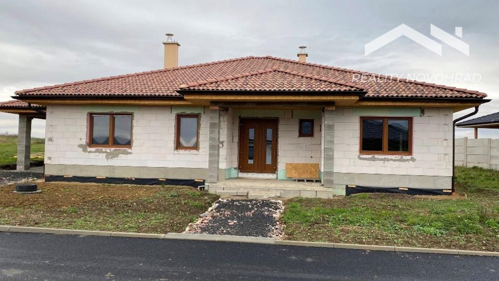 NOVÉ MIKUŠOVCE okr. LUČENEC  - NOVOSTAVBA 164 m2  na POZEMKU 1090 m2