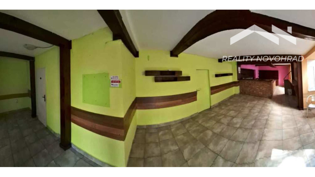 ATRAKTÍVNY priestor na PODNIKANIE v STREDE MESTA LUČENEC