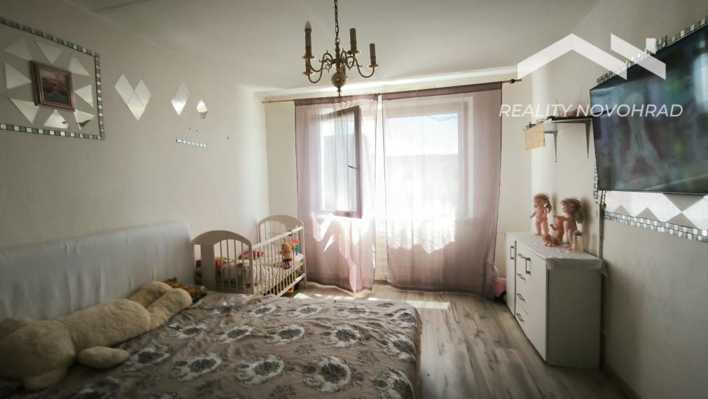 3 IZBOVÝ BYT LUČENEC - PREDAJ