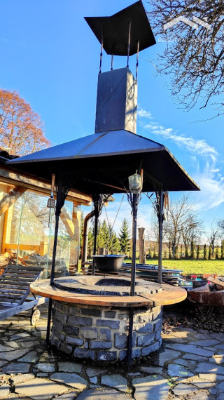 Vidiecka usadlosť Breznička – 2,3 ha areál s bazénom, stajňou a potenciálom pre agroturistický projekt.