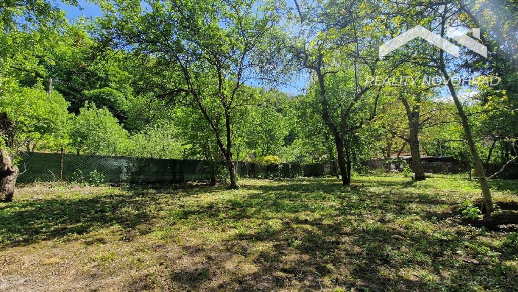 POLTÁR 2 izbový VÍKENDOVÝ domček (chalupa) na pozemku 1193 m2