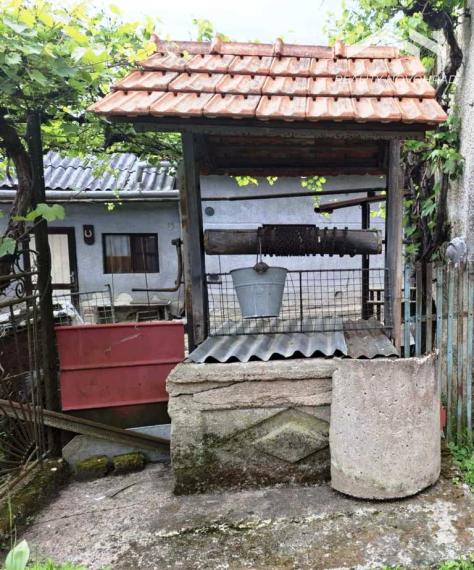 POLTÁR 2 izbový VÍKENDOVÝ domček (chalupa) na pozemku 1193 m2