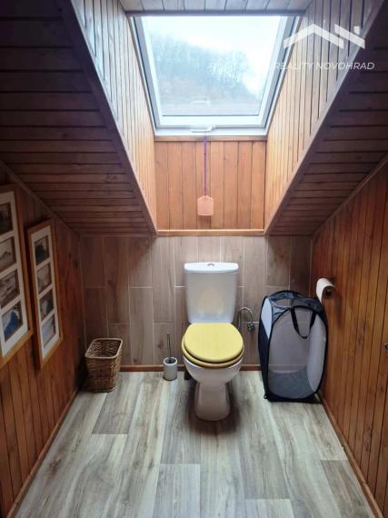 LUKOVIŠTIA okr. RIMAVSKÁ SOBOTA -  štýlovo zrekonštruovaná RODINNÁ USADLOSŤ 1,8 ha s bohatým zázemím