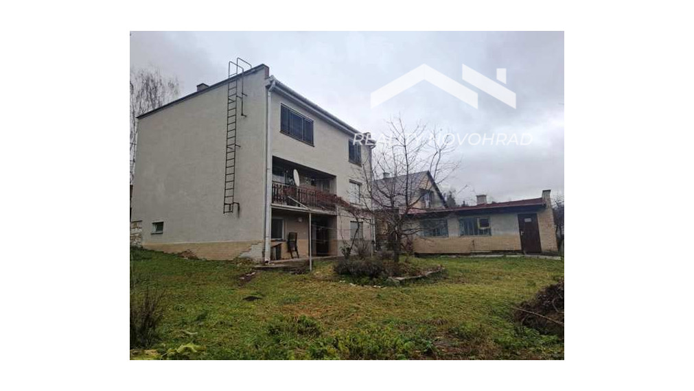 OPATOVÁ - RD - dvojpodlažný, 2x GARÁŽna pozemku 830 m2