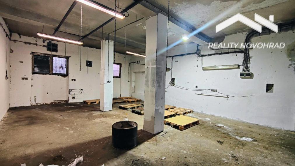 Skladové a logistické priestory na prenájom – Lučenec