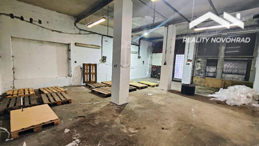 Skladové a logistické priestory na prenájom – Lučenec