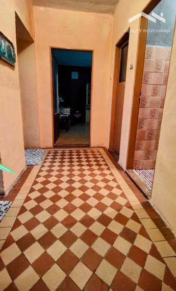 🏡 Rodinný dom s potenciálom v pokojnej časti Lučenca – Opatová