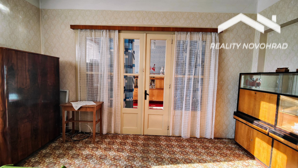 Rodinný dom s jedinečnou atmosférou a veľkorysým priestorom – Lovinobaňa