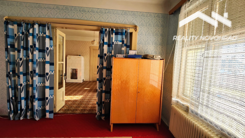 Rodinný dom s jedinečnou atmosférou a veľkorysým priestorom – Lovinobaňa