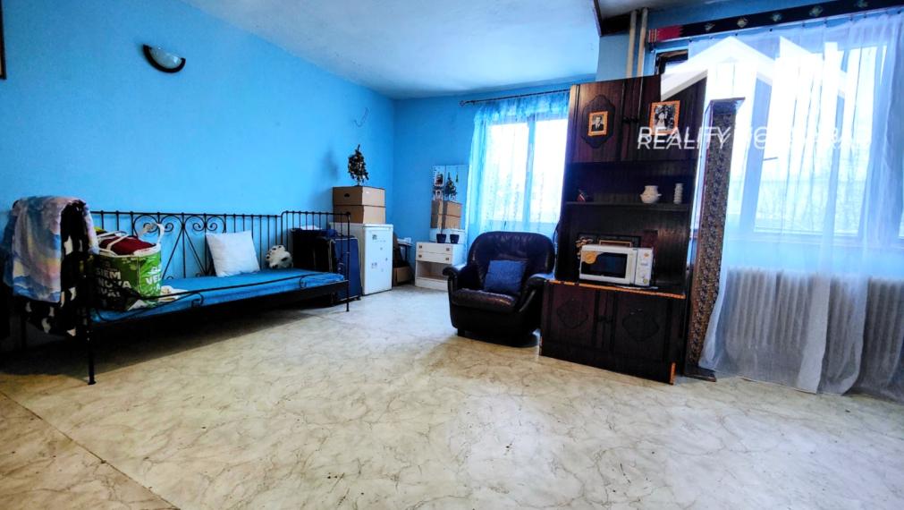 🏡AKCIA -  Rodinný dom s perspektívou modernizácie - Opatová, Lučenec