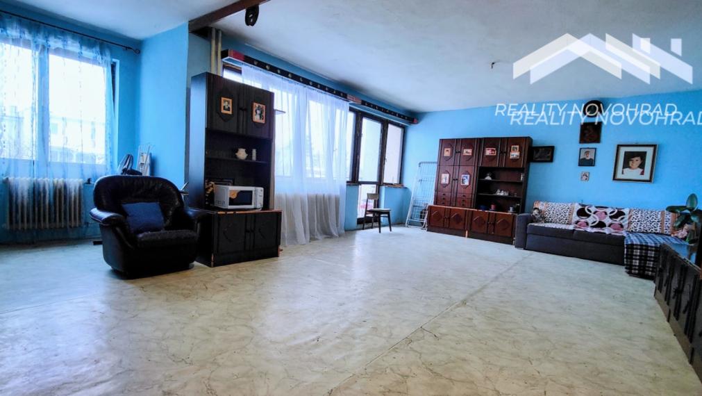 🏡AKCIA -  Rodinný dom s perspektívou modernizácie - Opatová, Lučenec