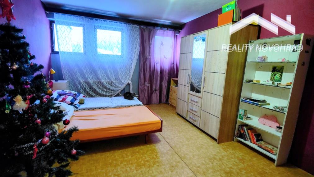 🏡AKCIA -  Rodinný dom s perspektívou modernizácie - Opatová, Lučenec