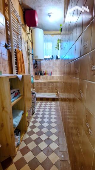 🏡AKCIA -  Rodinný dom s perspektívou modernizácie - Opatová, Lučenec