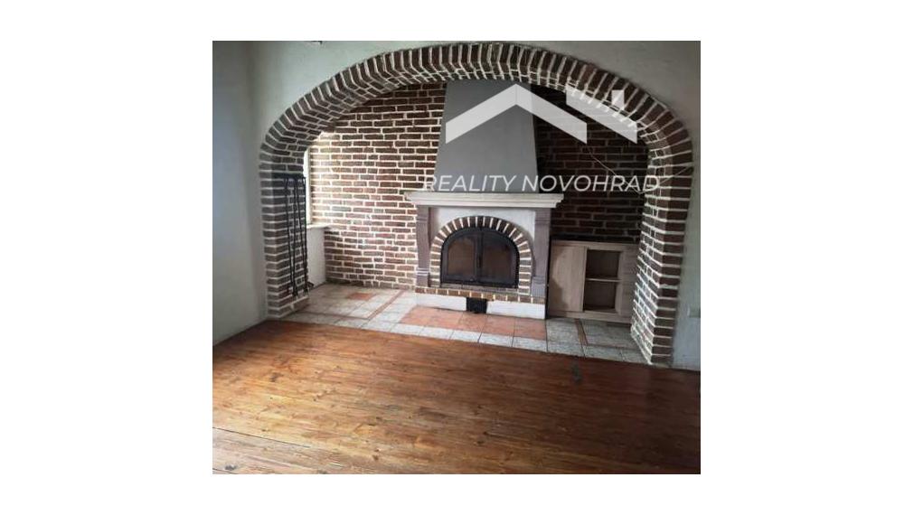 TOČNICA - CHARIZMATICKÝ SEDLIACKY DOM NA KRÁĽOVSKOM POZEMKU 3320 m2!!!