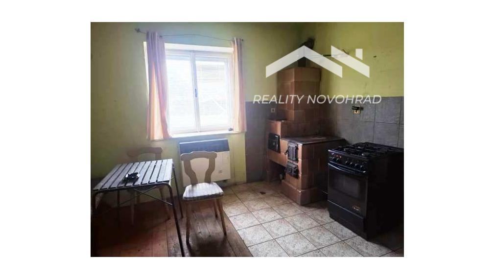 TOČNICA - CHARIZMATICKÝ SEDLIACKY DOM NA KRÁĽOVSKOM POZEMKU 3320 m2!!!