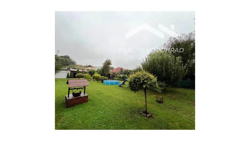 ZÁVADA (VK) - Moderný 4-izbový bungalov 135 m2 s veľkorysým pozemkom 1436 m²