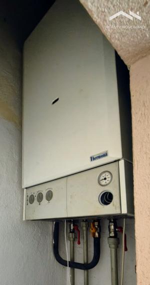 Komfortné bývanie v Zlatne – 2-izbový byt s dvoma loggiami aj so zariadením