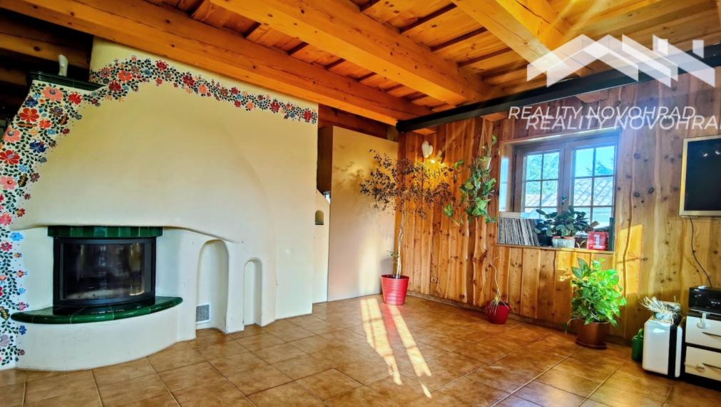 NOVÁ CENA: Rodinná usadlosť ideálna pre milovníkov koní a pokojného vidieckeho života