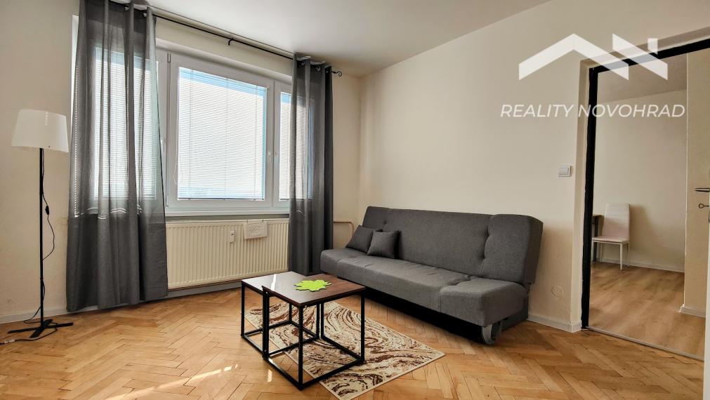 Príjemný 1-izbový byt na PRENÁJOM  v obľúbenej lokalite – Poltár