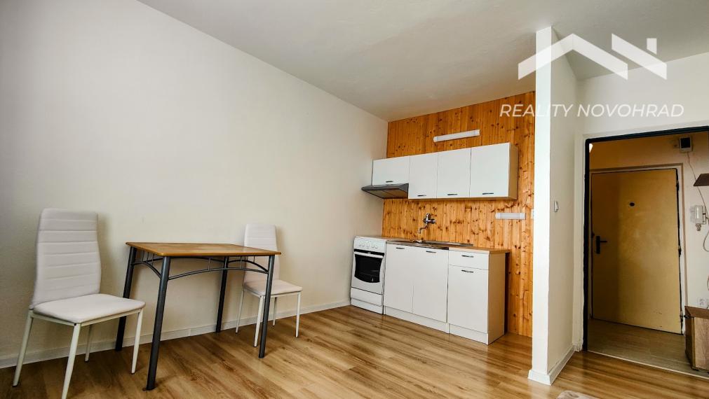 Príjemný 1-izbový byt na PRENÁJOM  v obľúbenej lokalite – Poltár