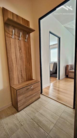 Príjemný 1-izbový byt na PRENÁJOM  v obľúbenej lokalite – Poltár