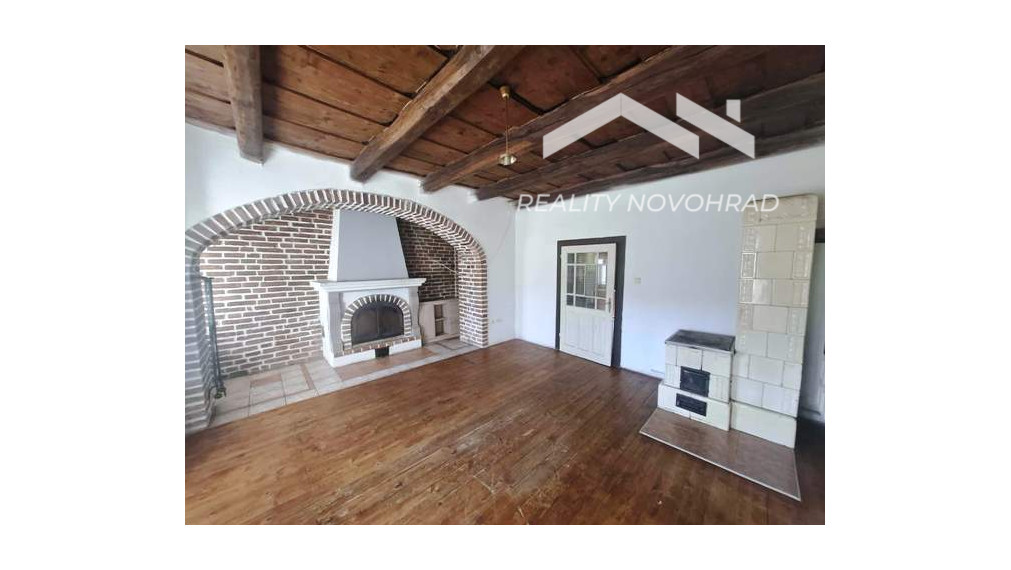 TOČNICA - CHARIZMATICKÝ SEDLIACKY DOM NA KRÁĽOVSKOM POZEMKU 3320 m2!!!