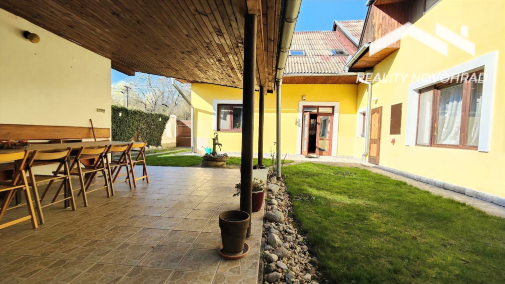 Nadčasový dom pri parku v Lučenci – priestor, štýl a súkromie v dokonalej harmónii