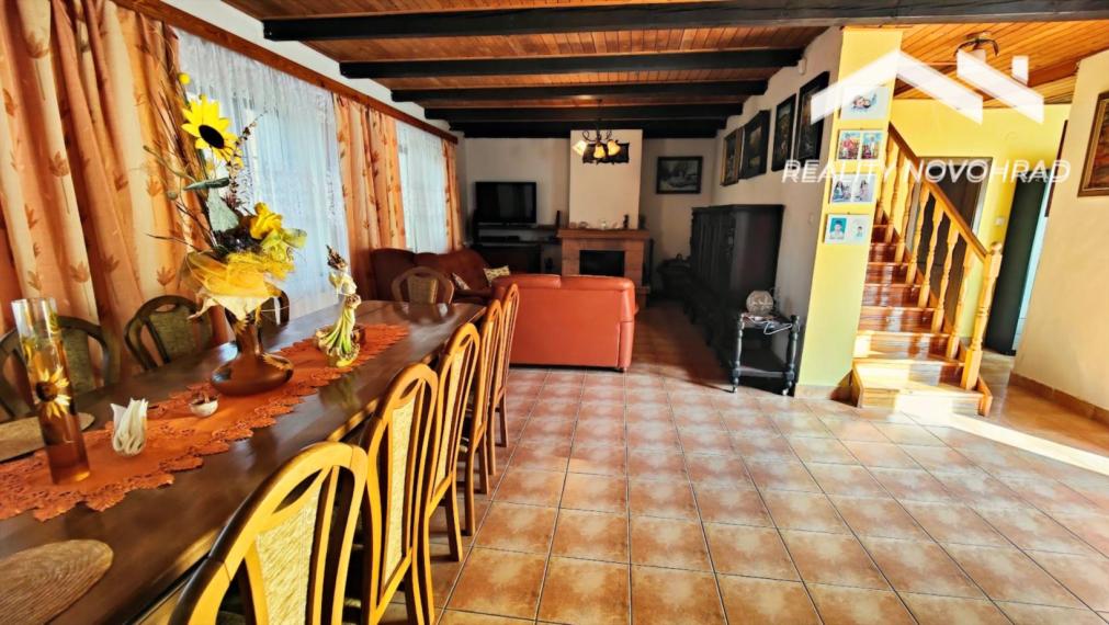 Nadčasový dom pri parku v Lučenci – priestor, štýl a súkromie v dokonalej harmónii